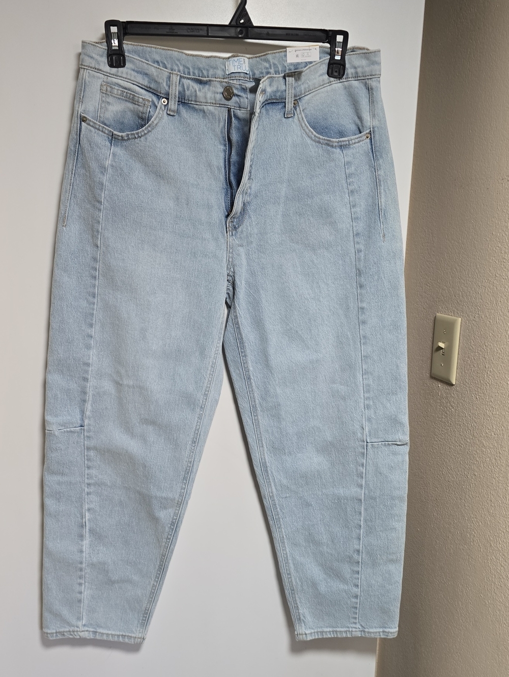 Time and Tru Light Blue Boyfriend Barrel Jeans for Women